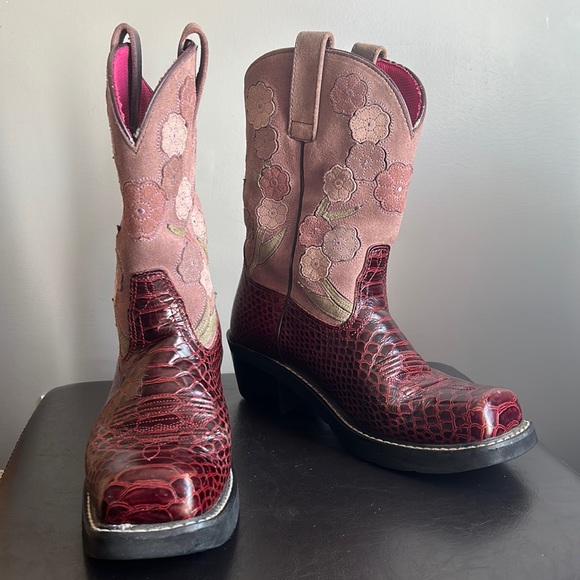 Ariat Shoes - Ariat FatBaby Box Toe Snakeskin and Floral Cowgirl Boots